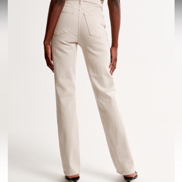 Abercrombie Ultra High Rise 90s Straight Jean in Stone - Picture 6 of 12